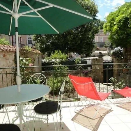House Les Mirepoises * Albas (Lot)