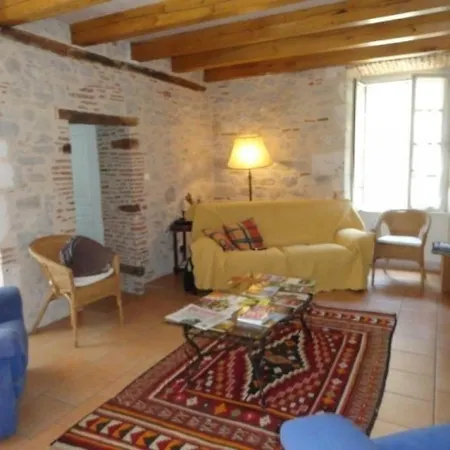 House Les Mirepoises * Albas (Lot)